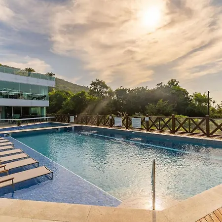 Varandas Do Atlantico - Aconchegante Apartamento Em Condo Pe Na Areia Bombinhas Exterior foto